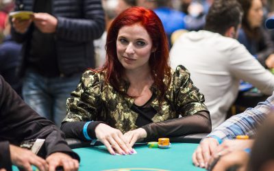 Jen Shahade, World Poker and Chess Champion, Encourages Women to be Aggressive and Take Risks